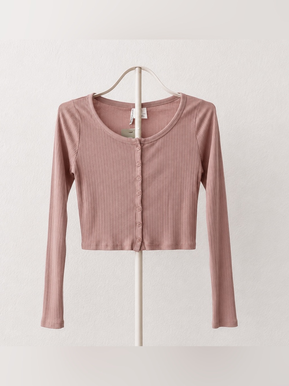 H&M Dusty Rose Ribbed Button-Front Long Sleeve Crop Top